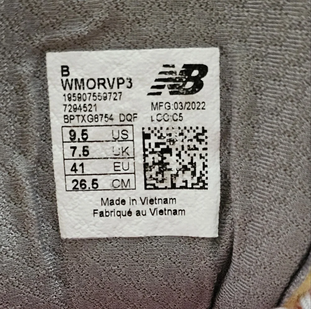 NEW BALANCE V3 Pink and Gray Athletic Running Shoes with Cushioned Midsole - Picture 4 of 5
